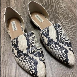 Steve Madden size 9 flats